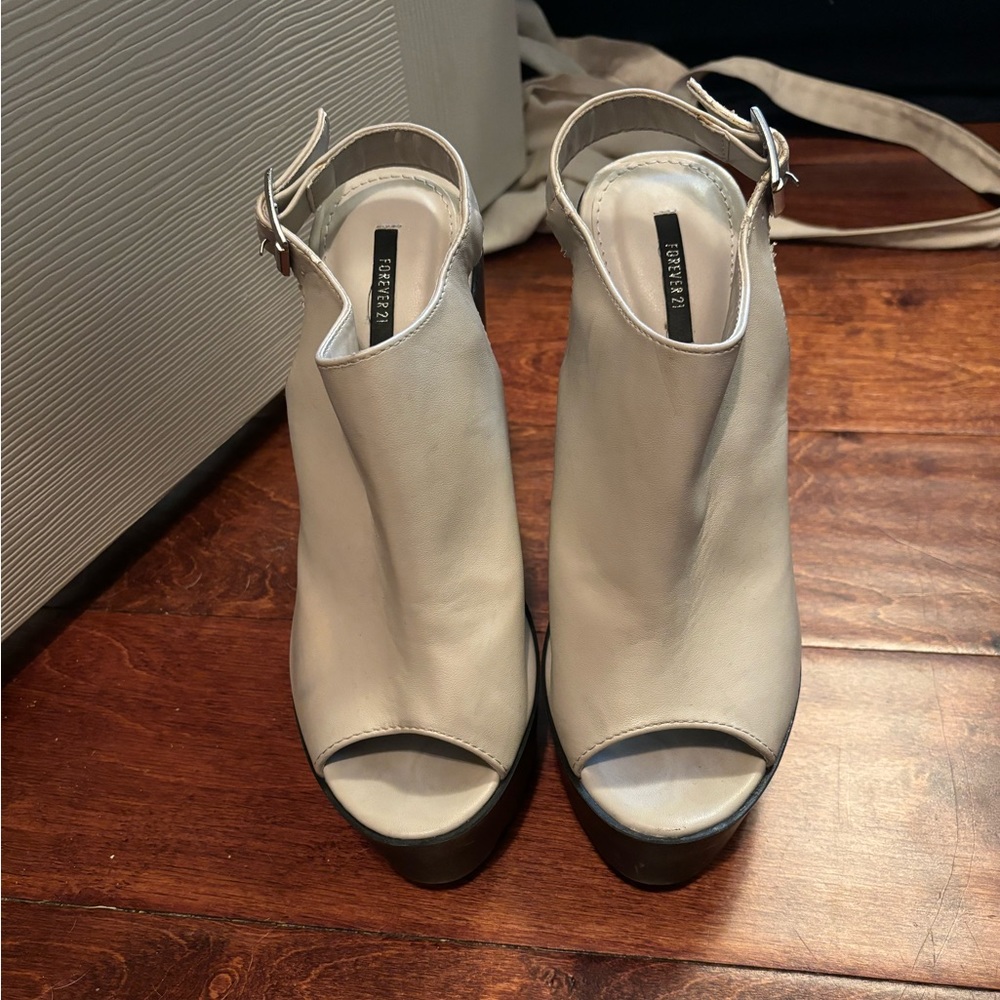 Cream Heels